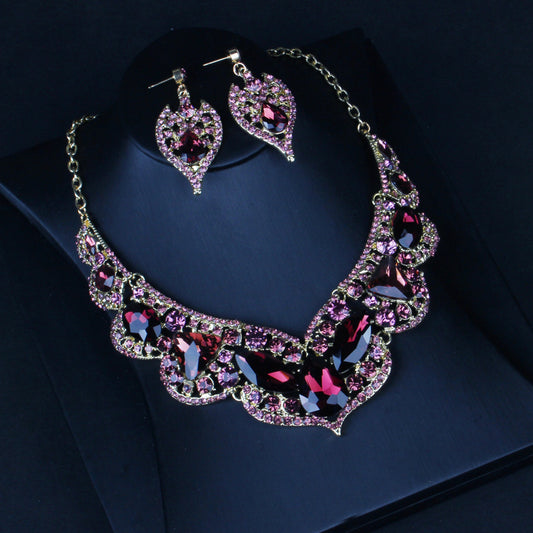 Women's Short Purple Crystal Collarbone Necklace.