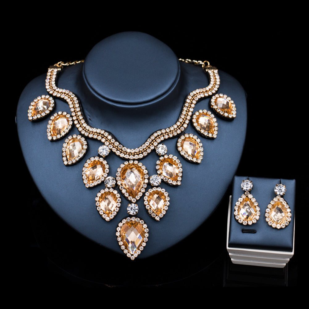 Global Exaggeration: Colorful Bride Jewelry Set