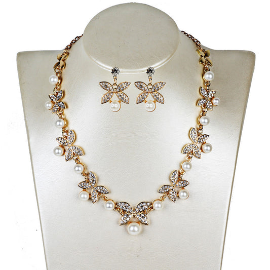 Timeless Elegance: Pearl Butterfly Bridal Jewelry Set.