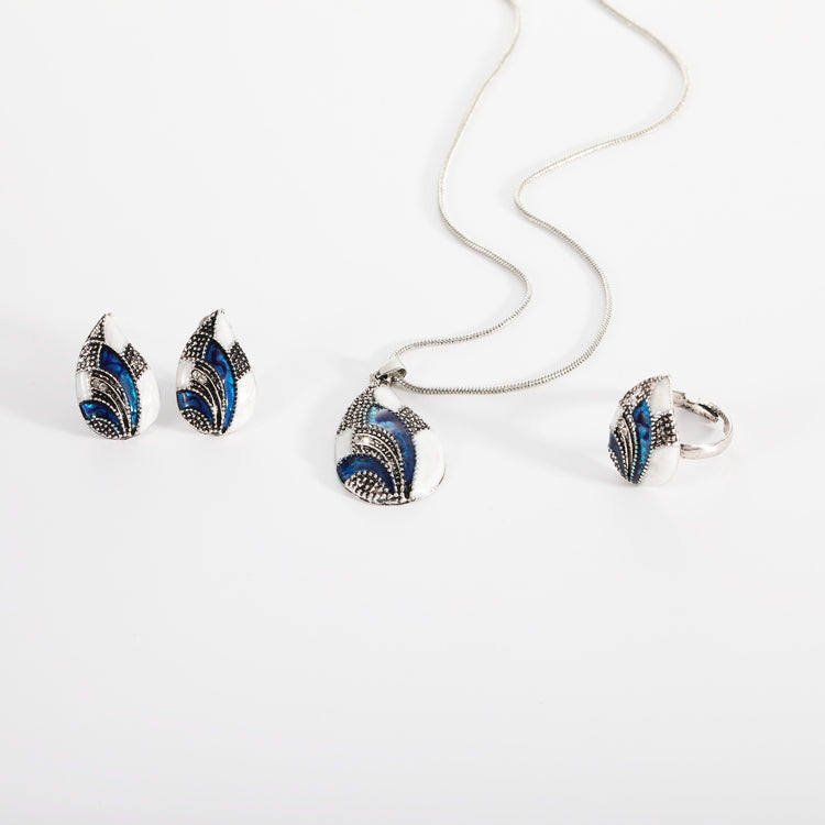 Dazzling Water Drop Jewelry Set: Elegance in Every Detail.