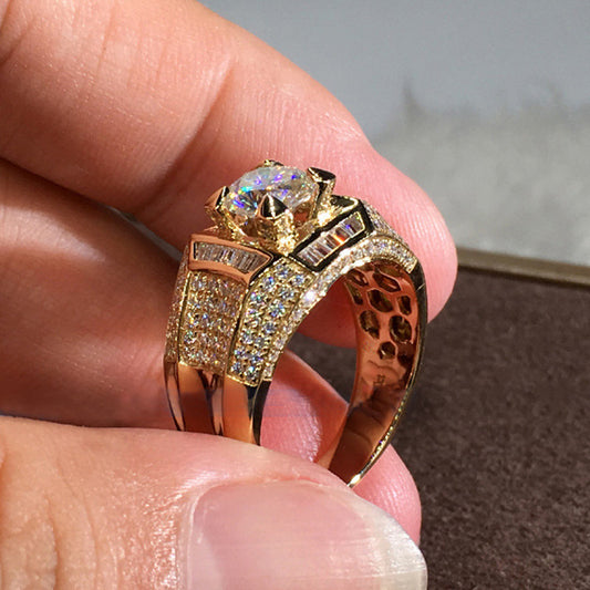 European and American luxury micro diamond jewelry ring.